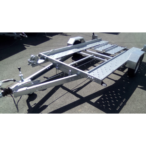 Rimorchio trasporto auto Milestone JPV750 Serie 18 (750 kg)