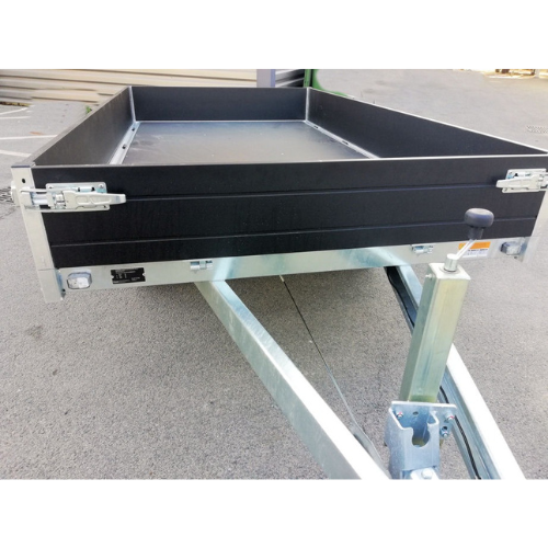 Rimorchio pianale con sponde Saris 306×170 Black Edition (1750 – 2700 kg)