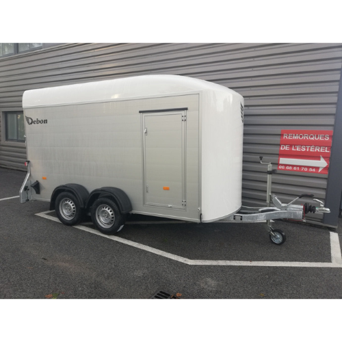 Rimorchio furgonato Debon Roadster C500XL ALU (1600 – 2600 kg)